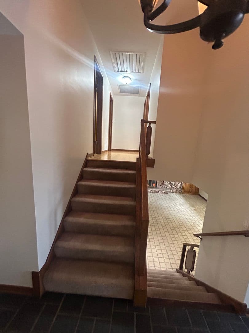 Park Ridge House: 1330 Bonita Drive
