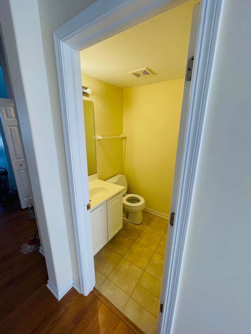 Aurora House: 2244 Daybreak Dr