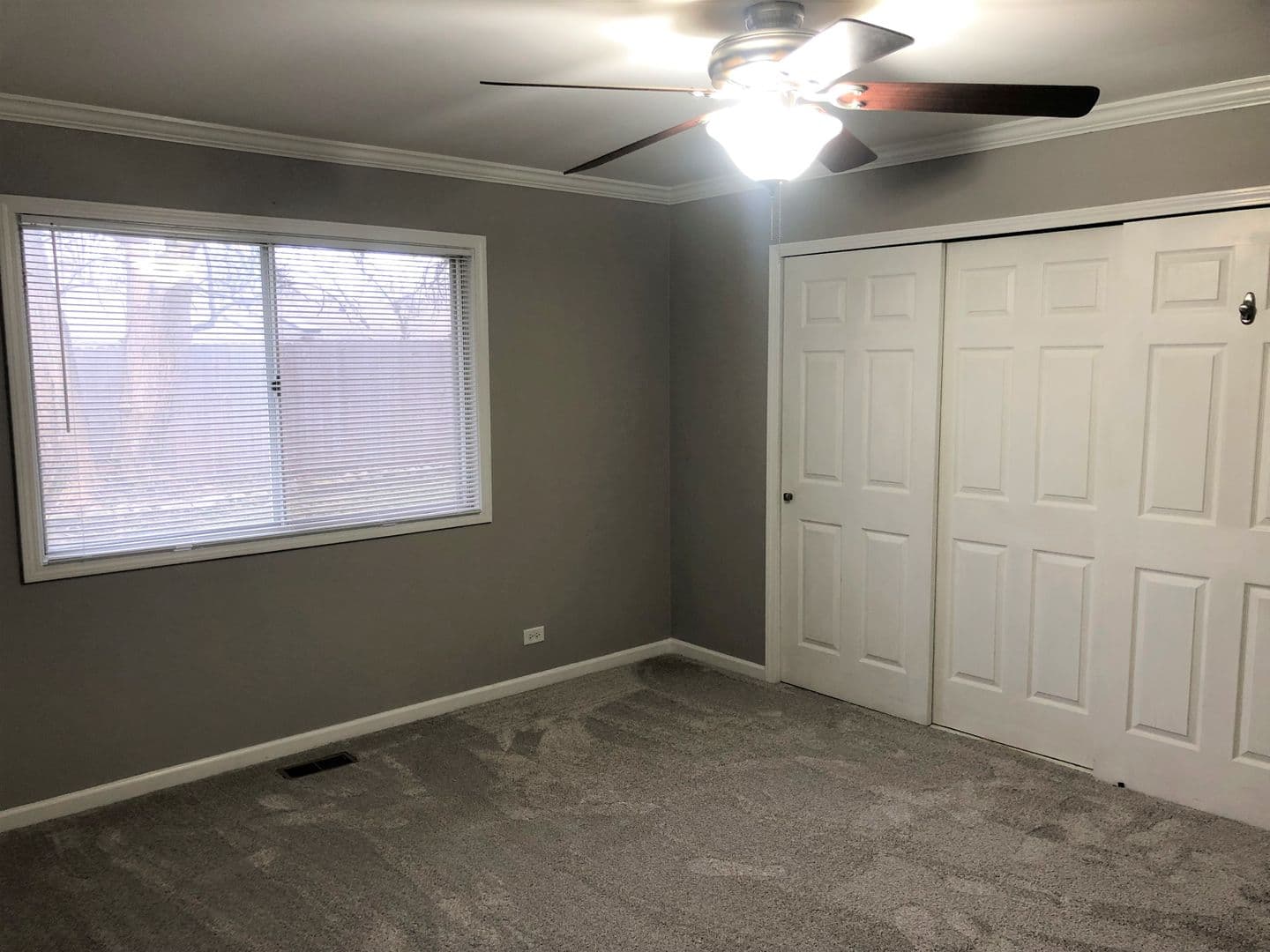 Bolingbrook House: 448 Independence