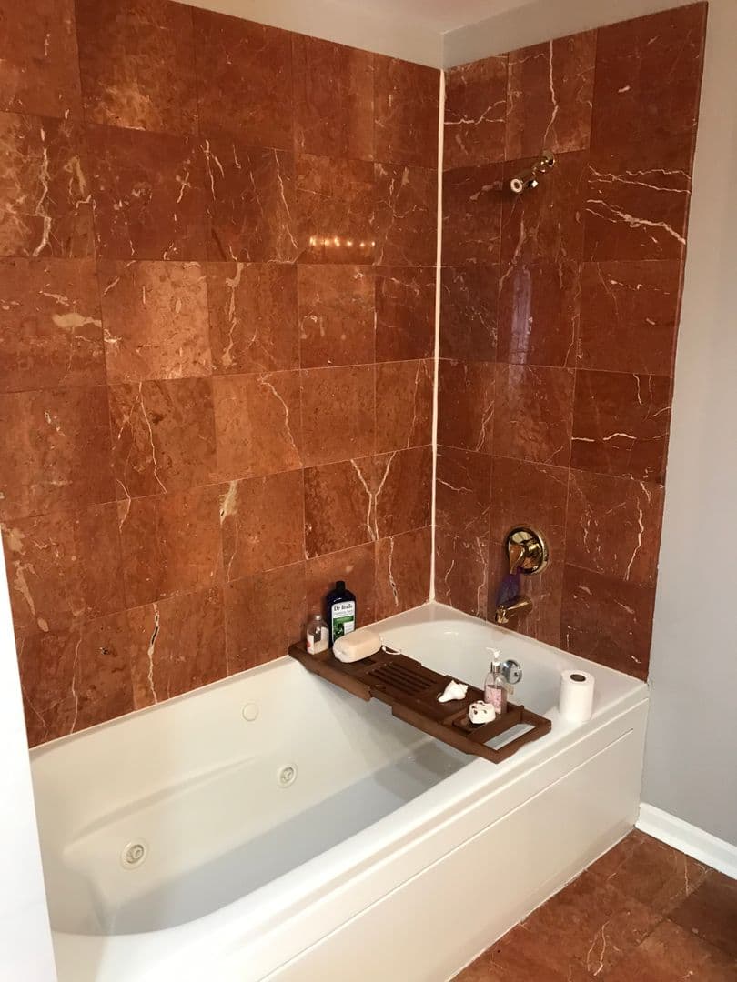 Berkley House: 5901 Burr Oak Avenue