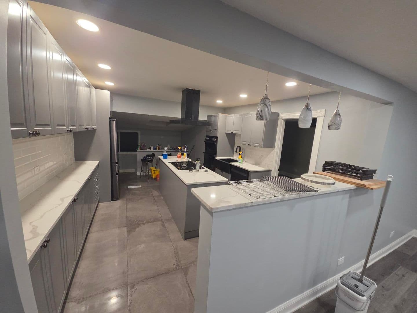 Schiller Park House: 9804 Linn Ave