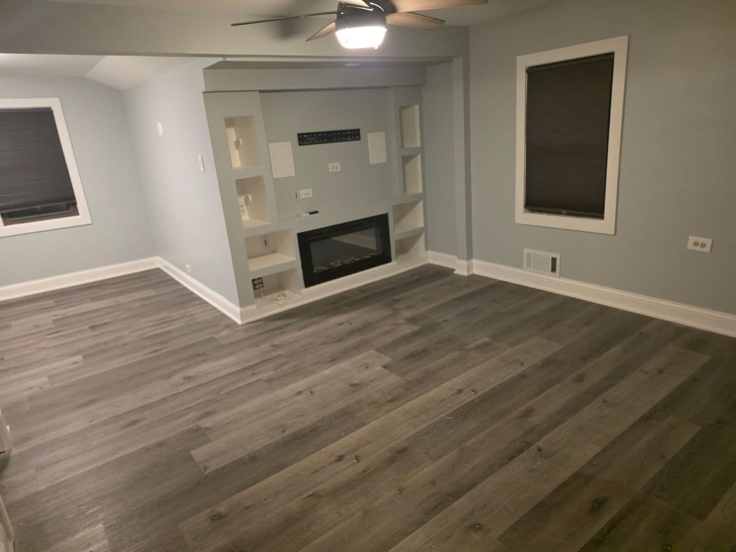 Schiller Park House: 9804 Linn Ave