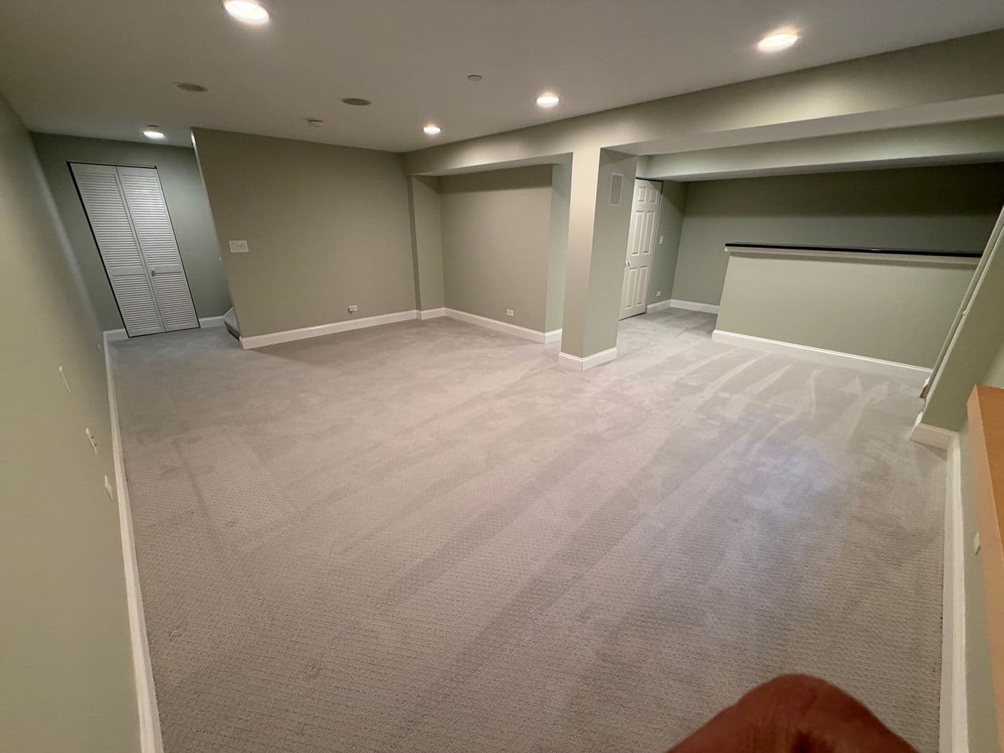 Streamwood Townhome: 924 Elizabeth Dr