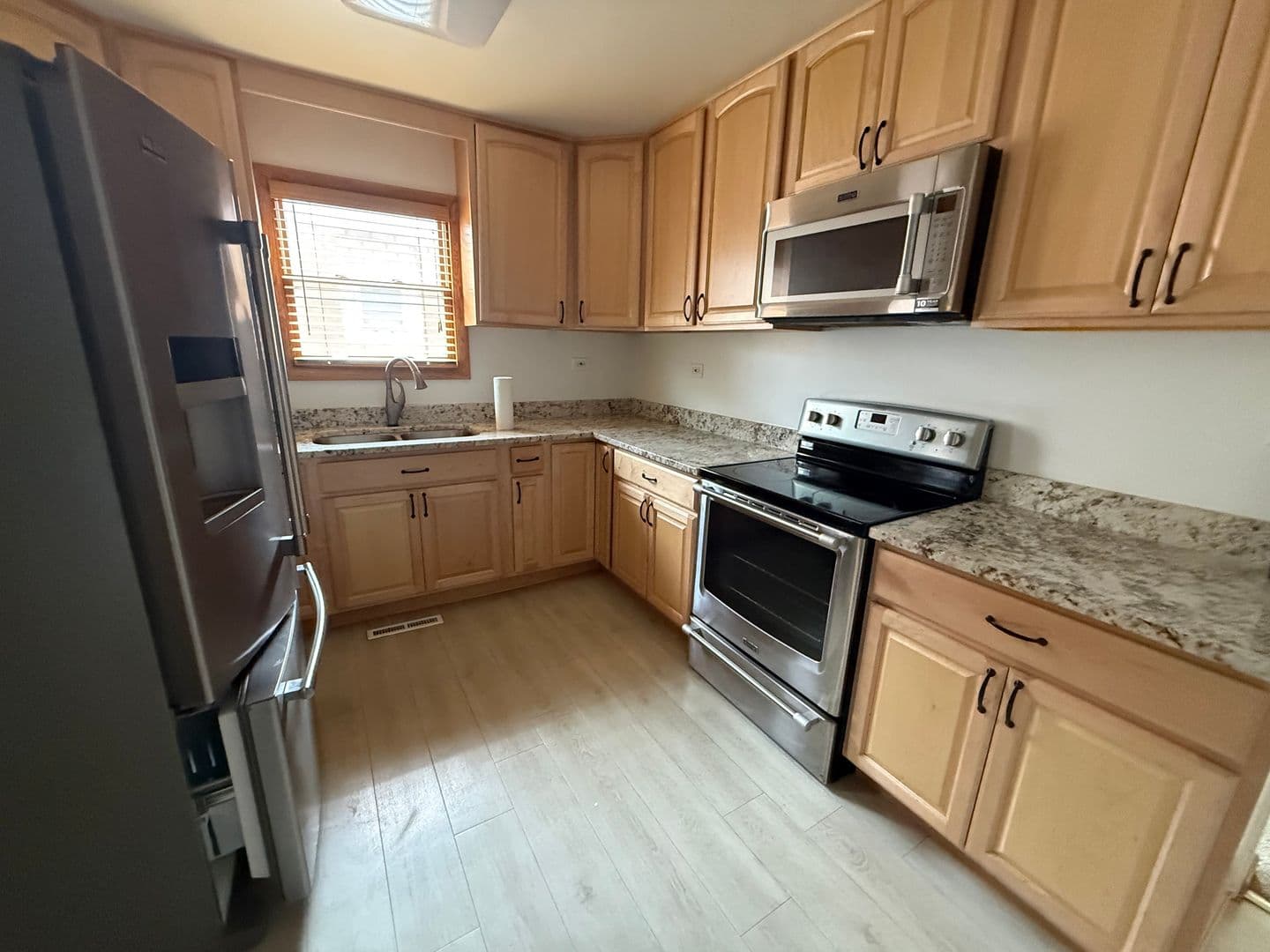 River Grove House: 2425 Hessing St,