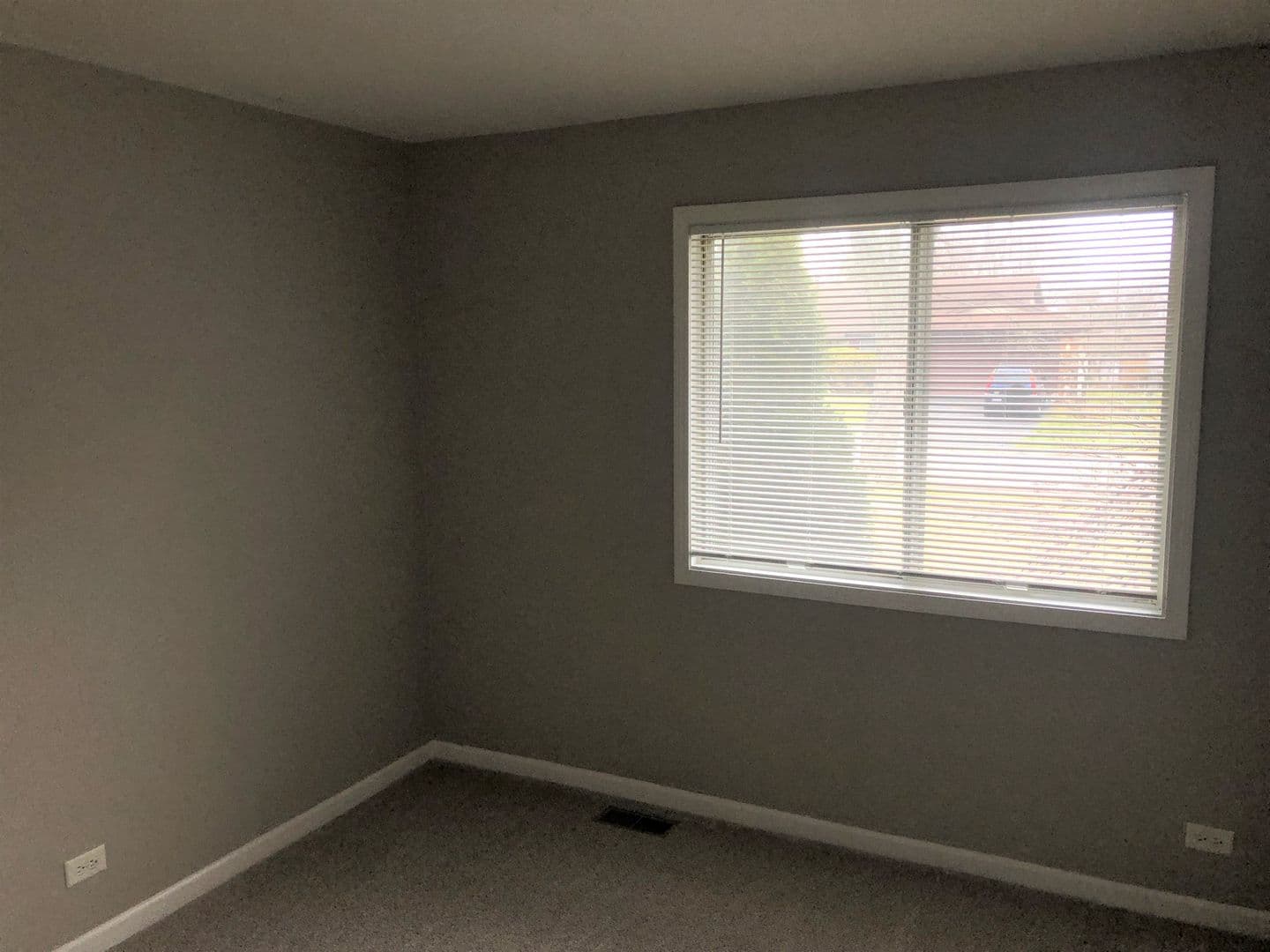 Bolingbrook House: 448 Independence