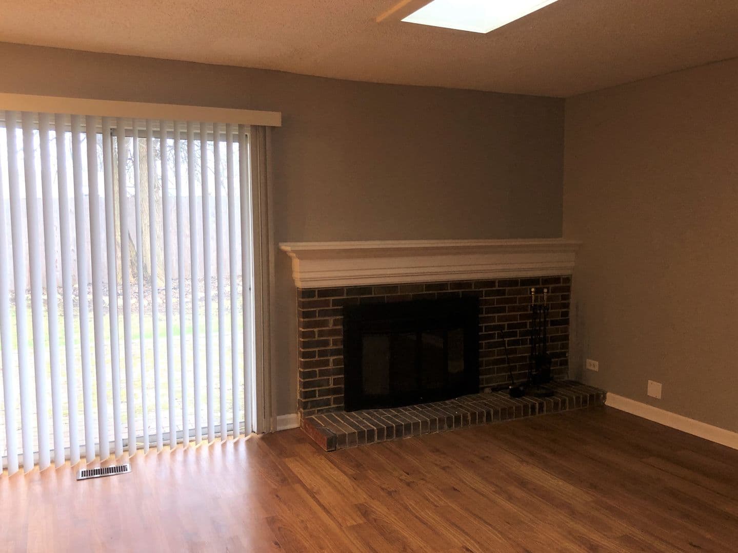 Bolingbrook House: 448 Independence
