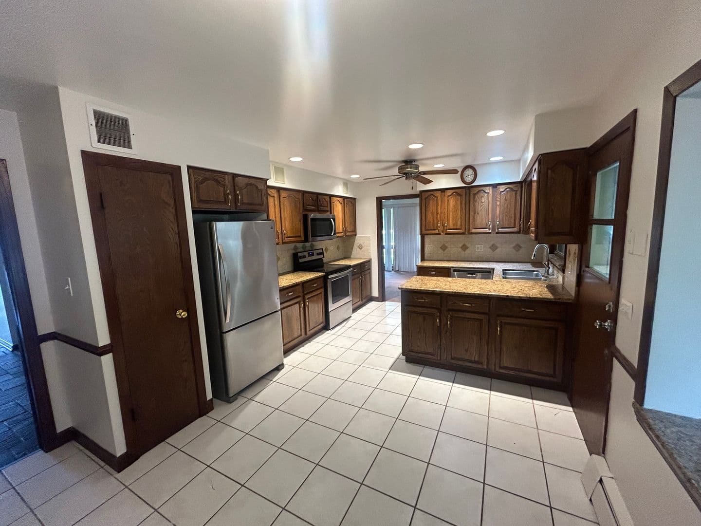 Park Ridge House: 1330 Bonita Drive