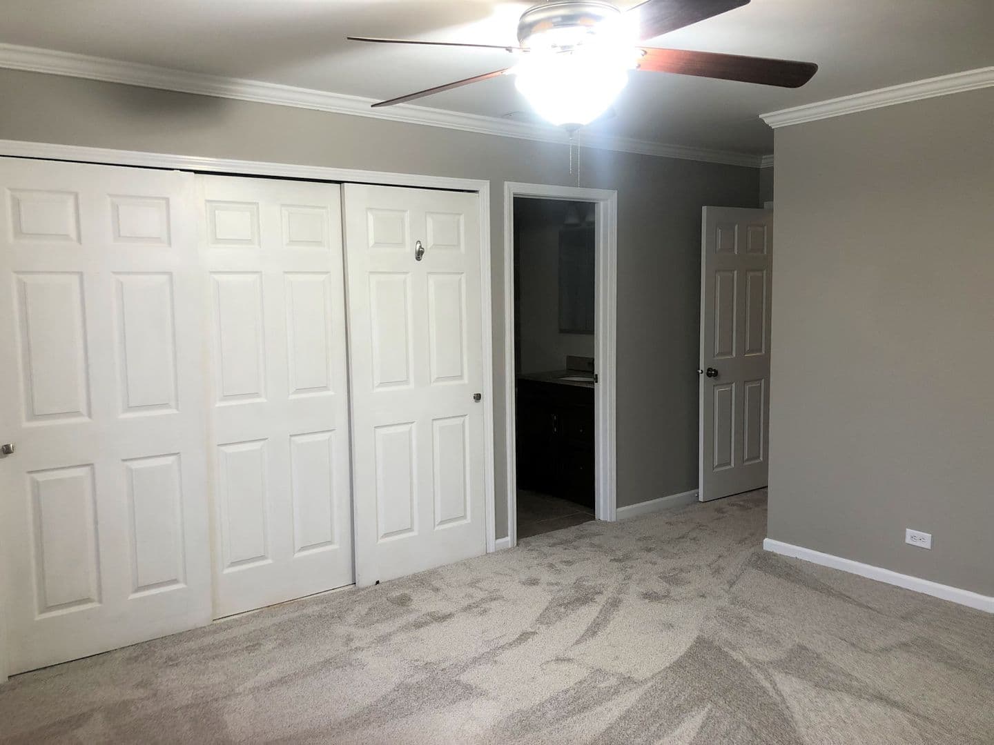 Bolingbrook House: 448 Independence