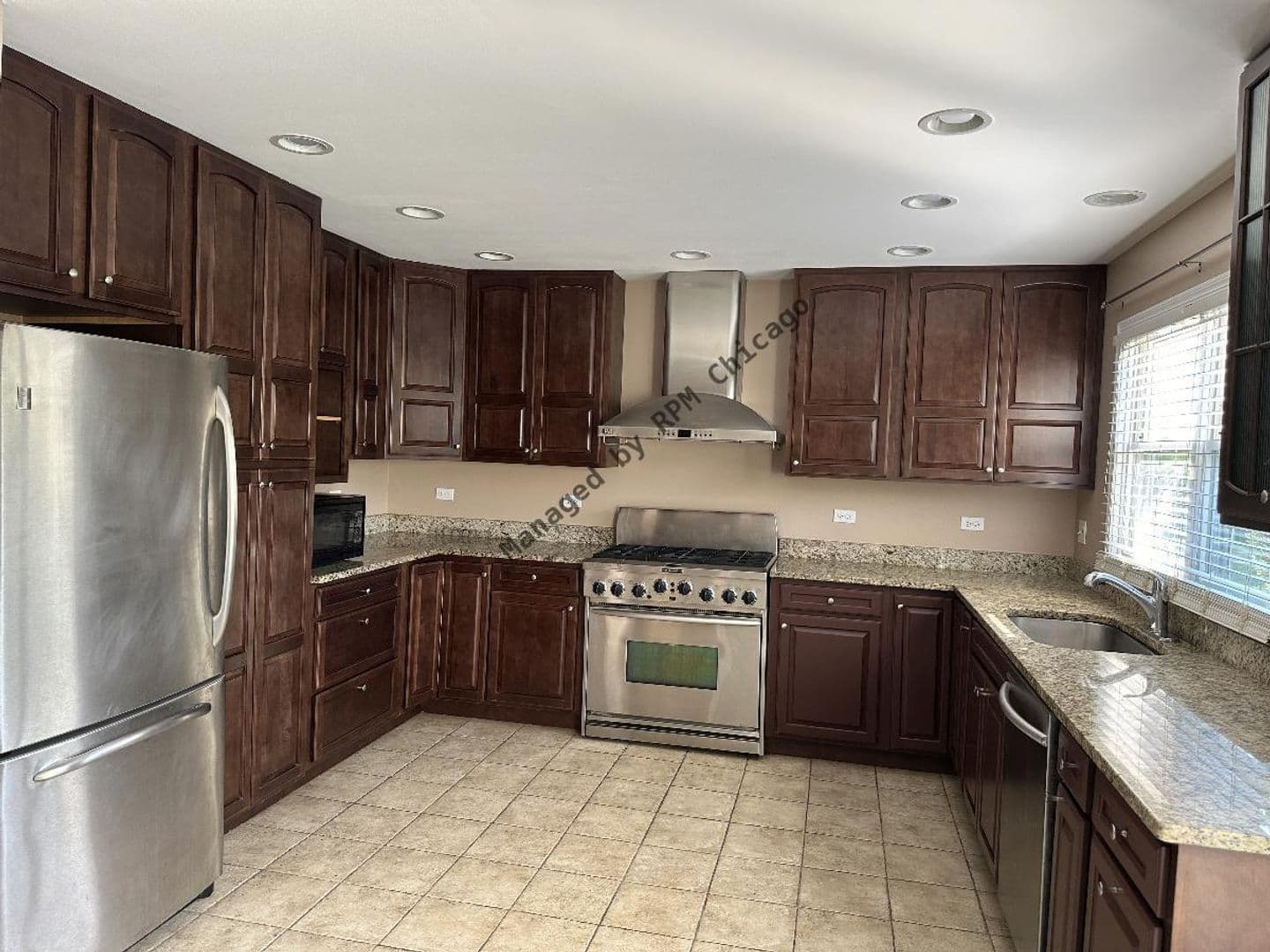Hoffman Estates House: 5490 Fox Path Ln