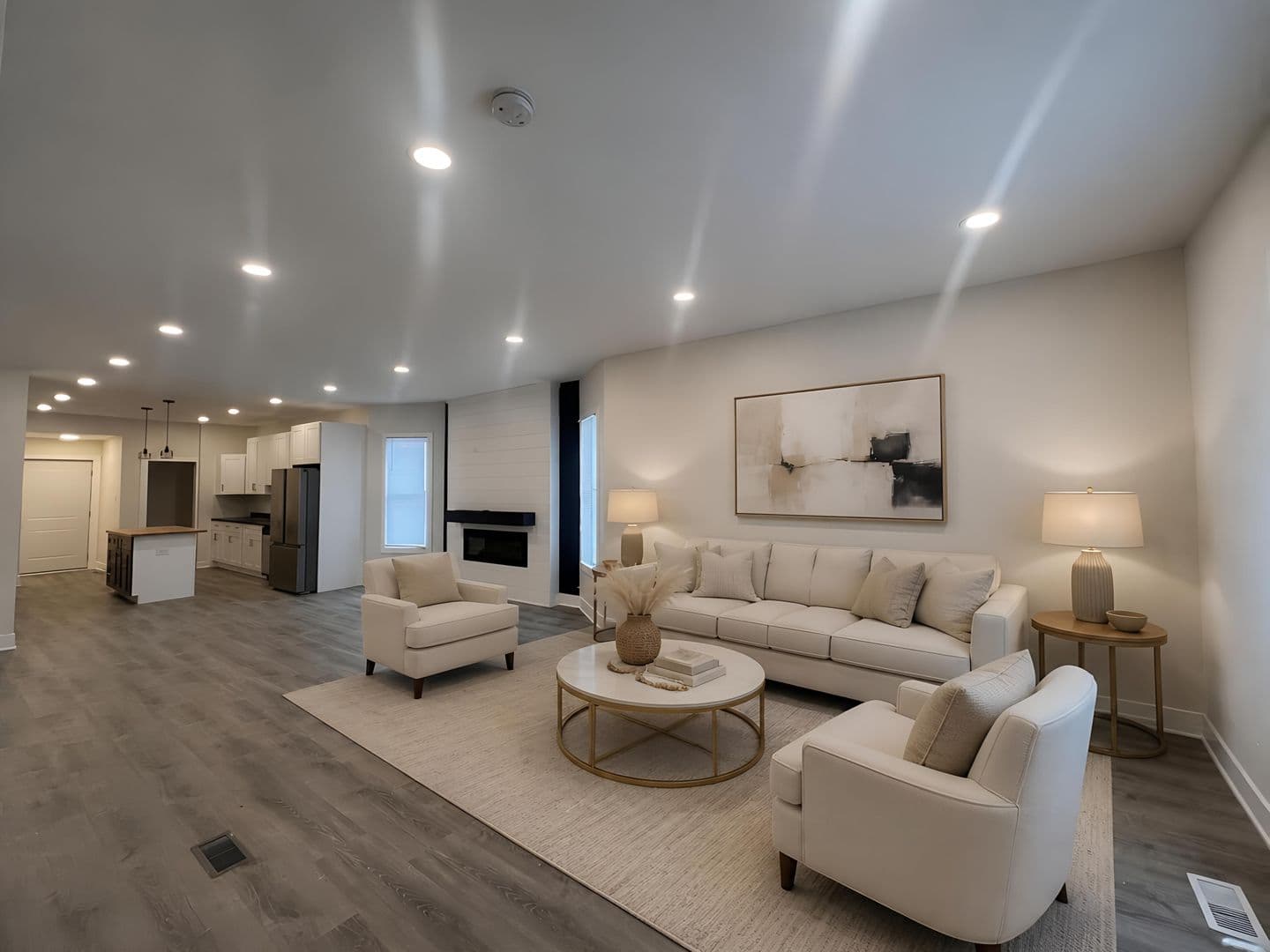 Lansing House: 3427 Lake St