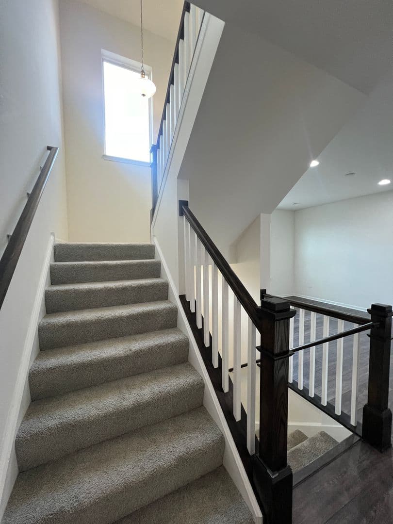Warrenville House: 3s625 Camden St