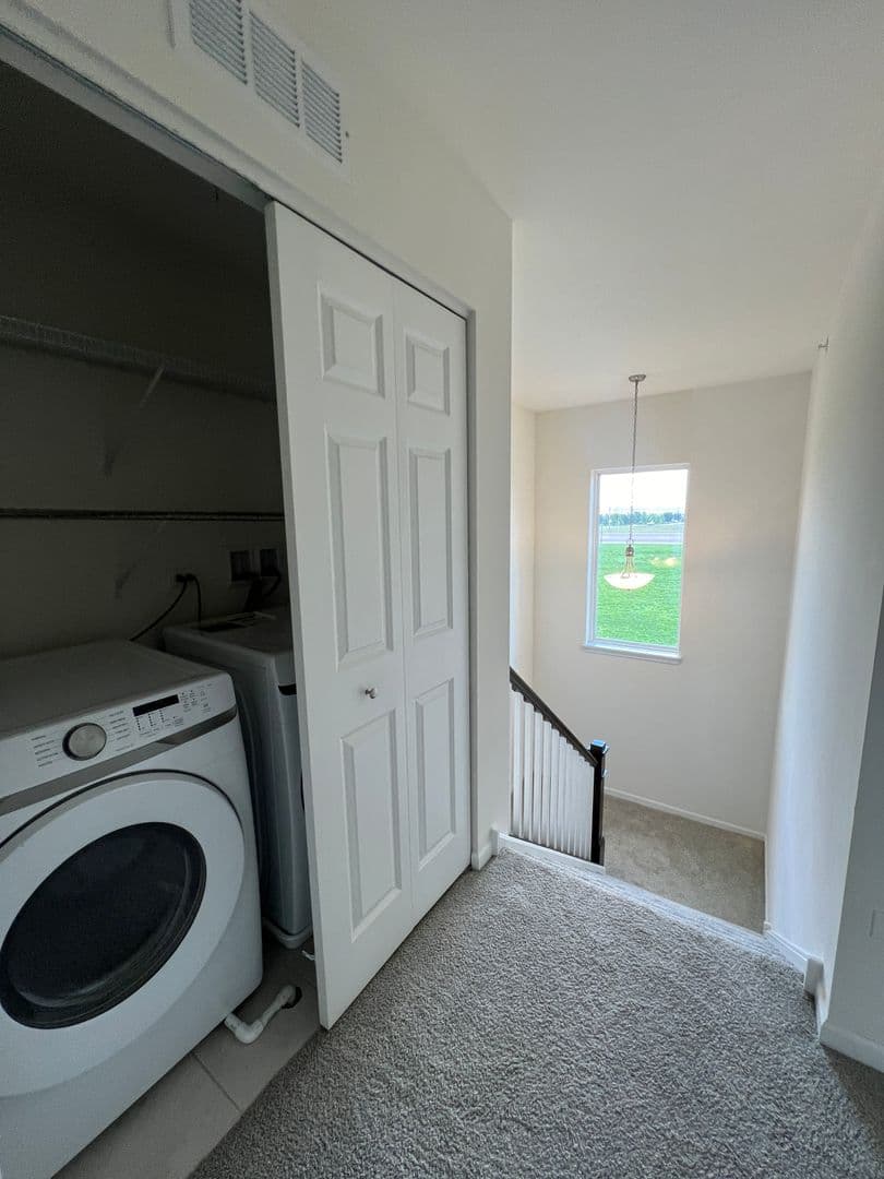 Warrenville House: 3s625 Camden St