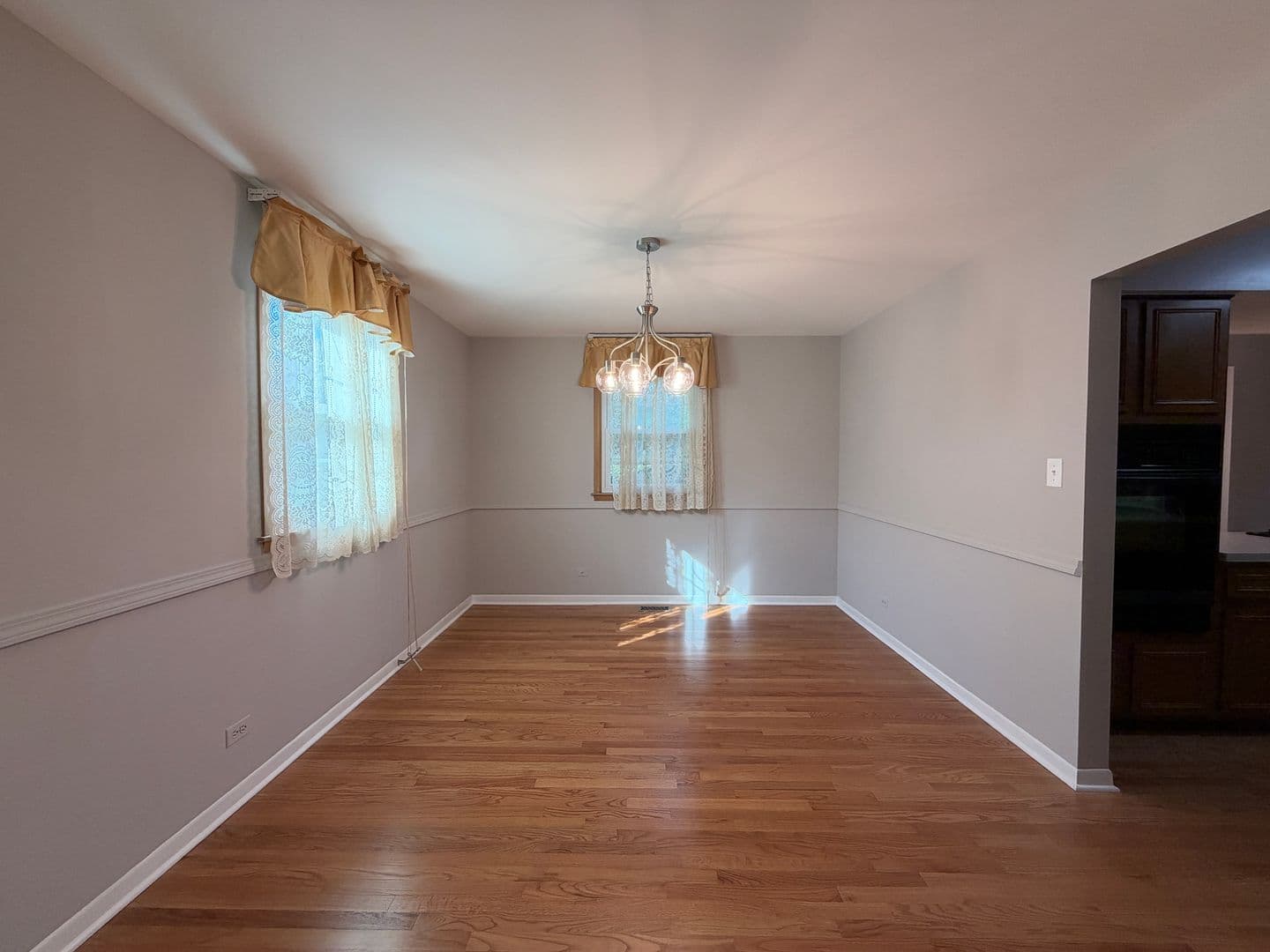 Darien House: 614 69th St