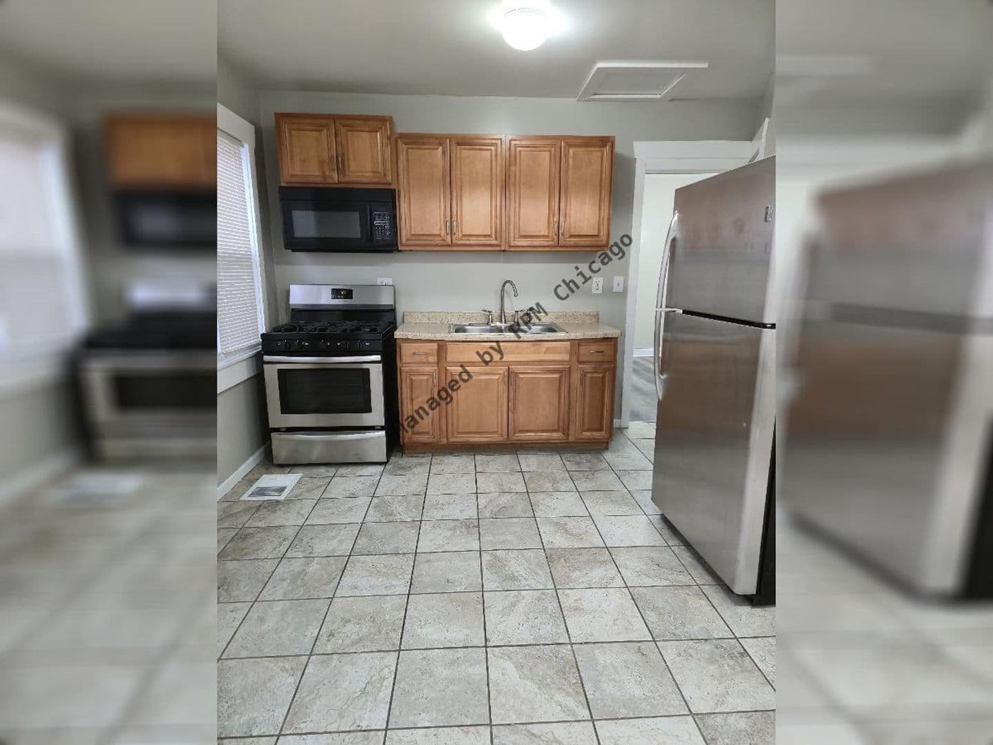 Chicago House: 3240 W 64th Pl
