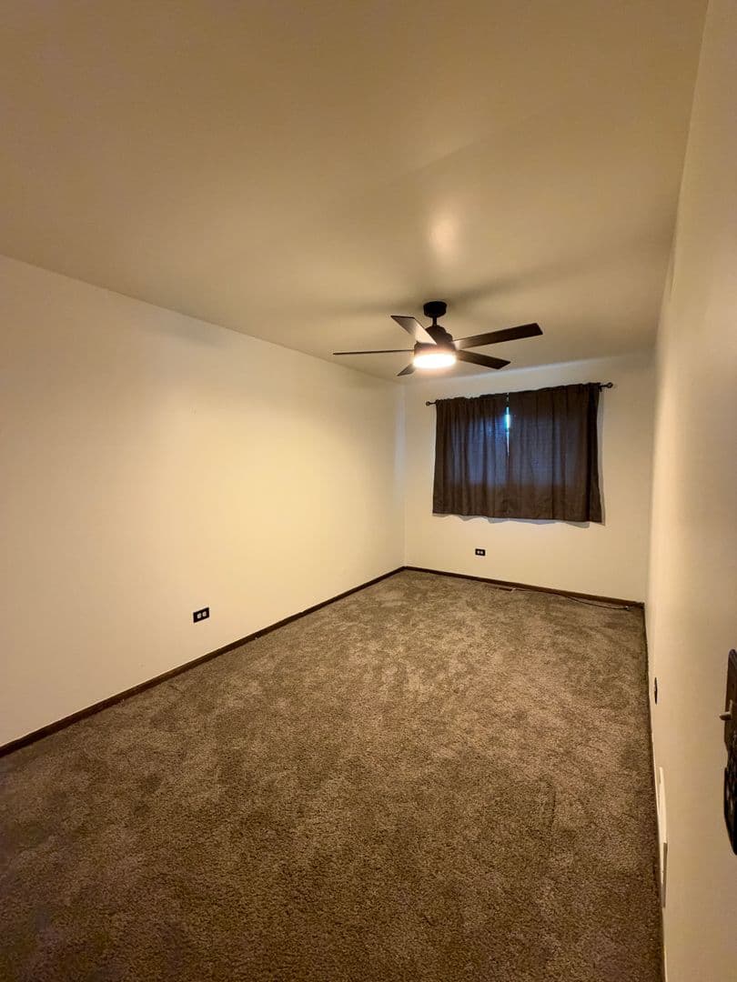 Gurnee House: 338 Belle Plaine Ave