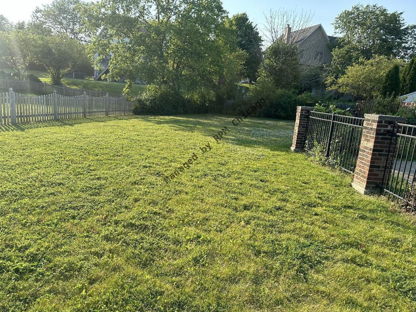 Hoffman Estates House: 5490 Fox Path Ln
