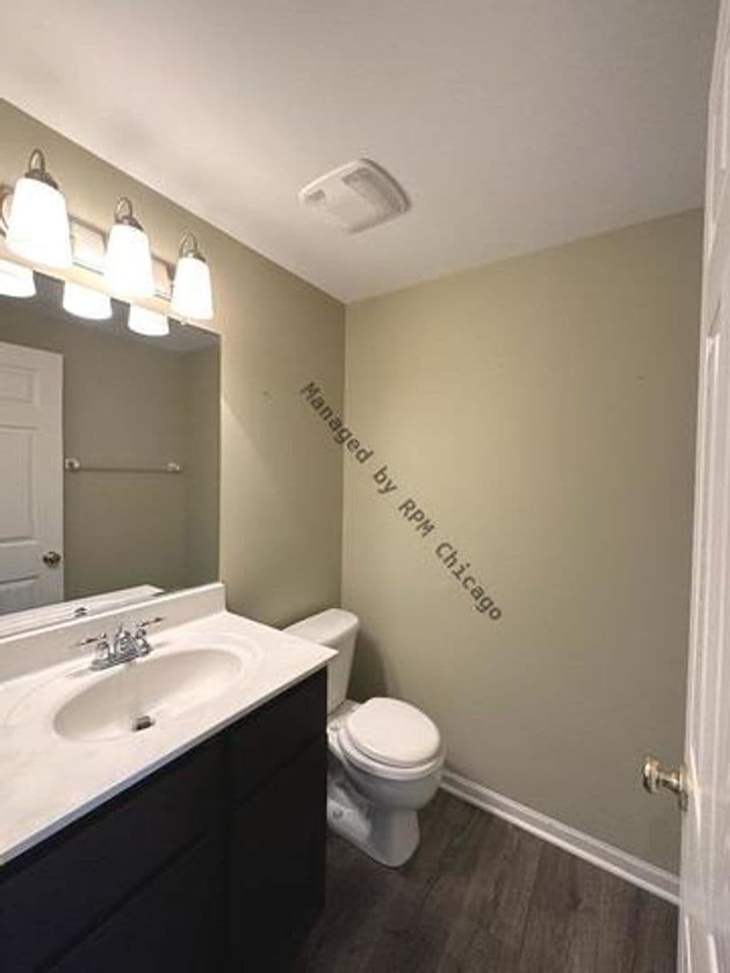Cary House: 649 Cary Woods Cir