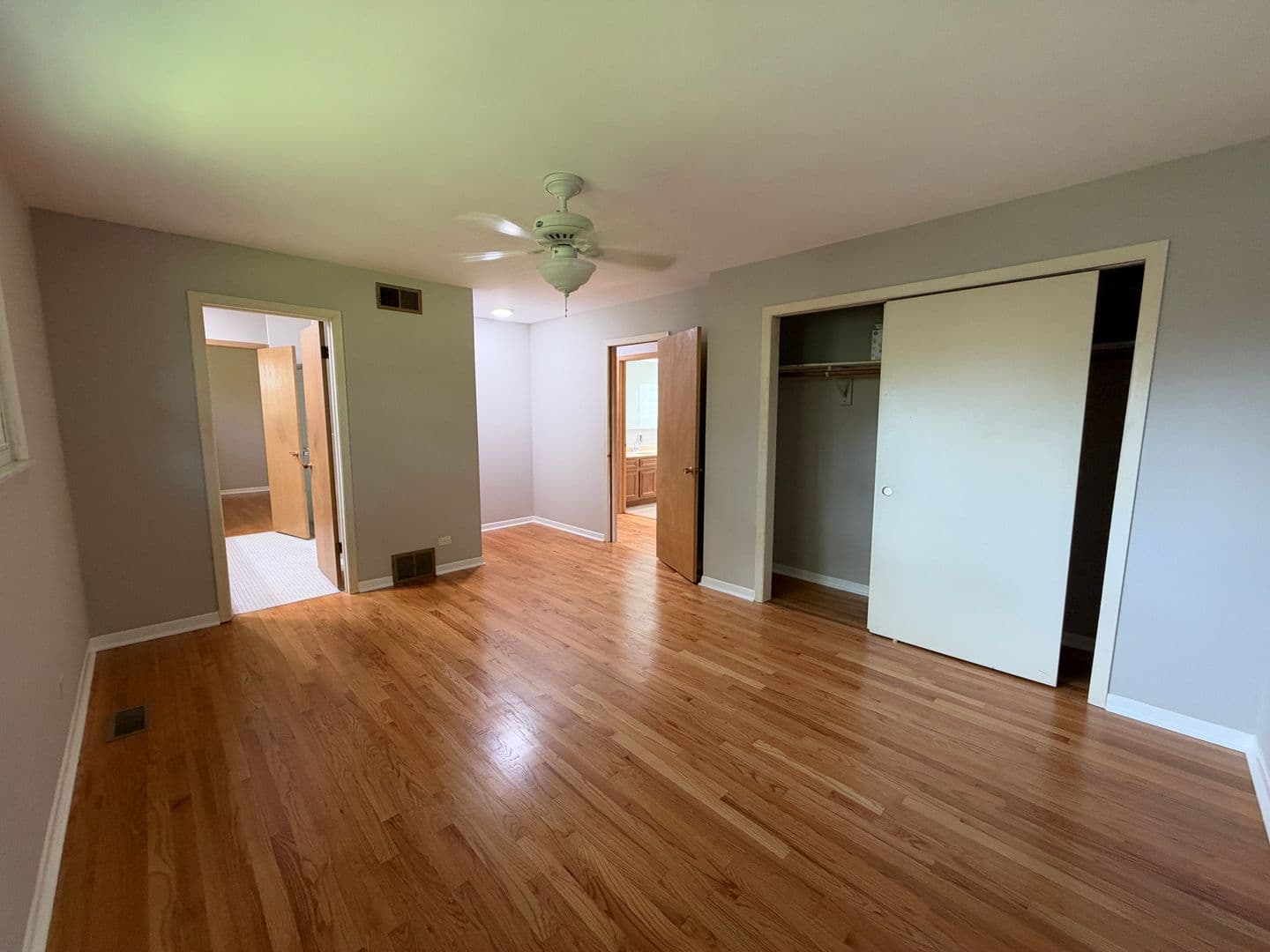 Darien House: 614 69th St