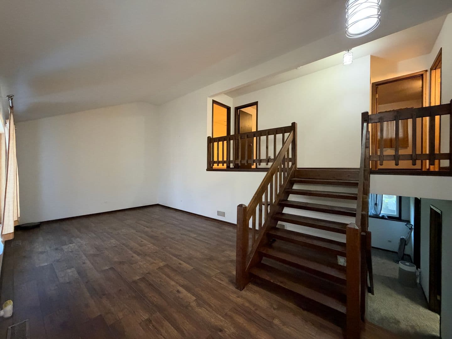 Gurnee House: 338 Belle Plaine Ave