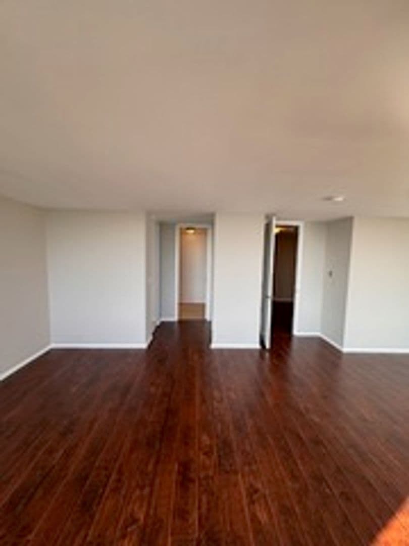 Chicago House: 505 N Lake Shore Dr.
