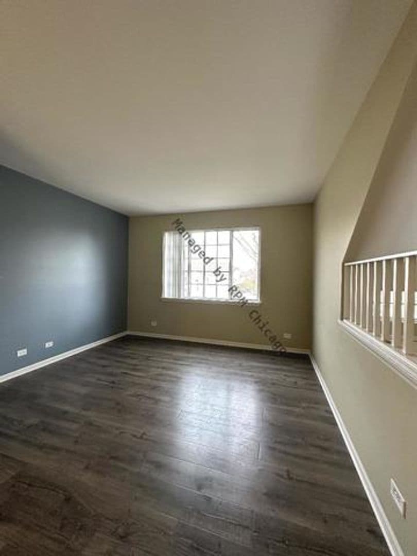 Cary House: 649 Cary Woods Cir