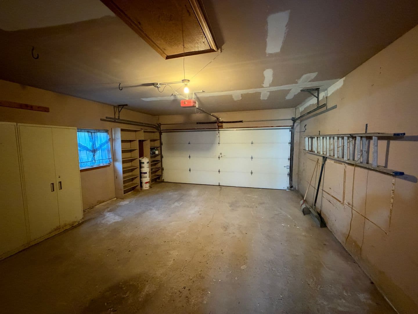 Darien House: 614 69th St