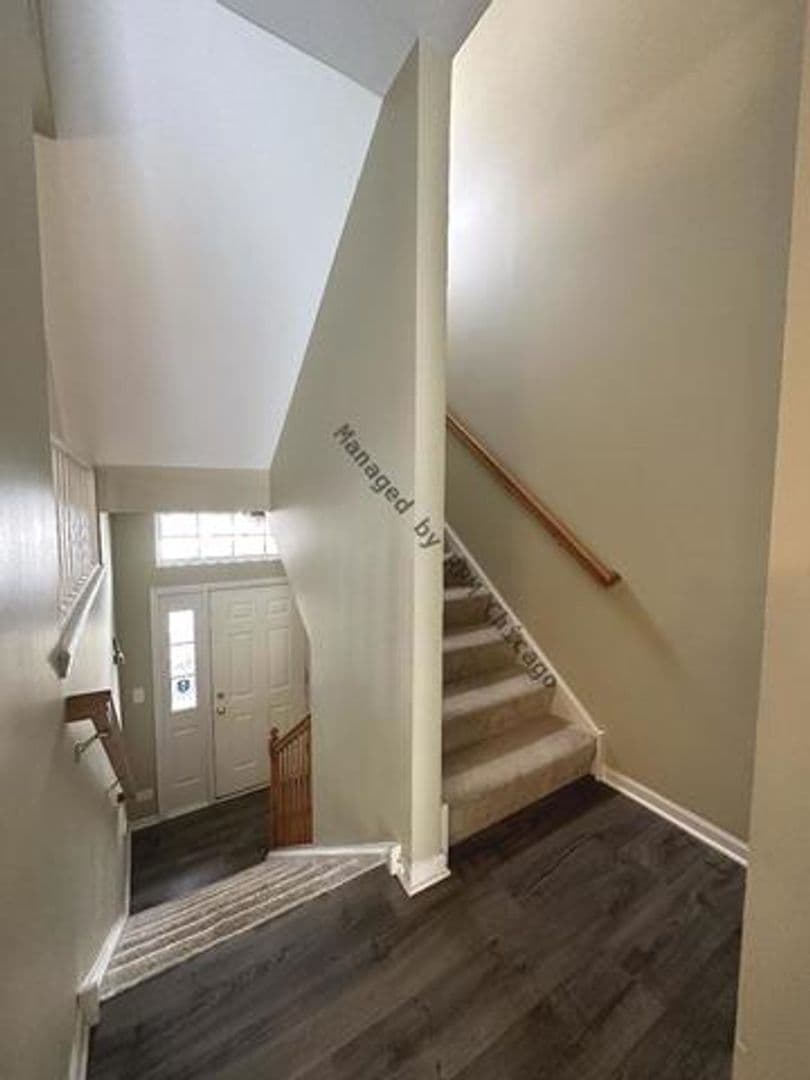 Cary House: 649 Cary Woods Cir