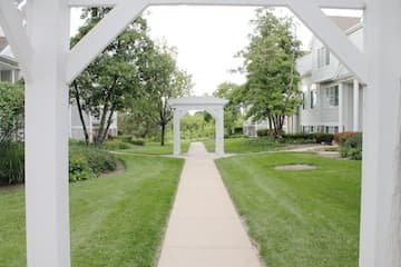 Algonquin House: 2308 Dawson Ln.