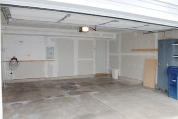 Algonquin House: 2308 Dawson Ln.