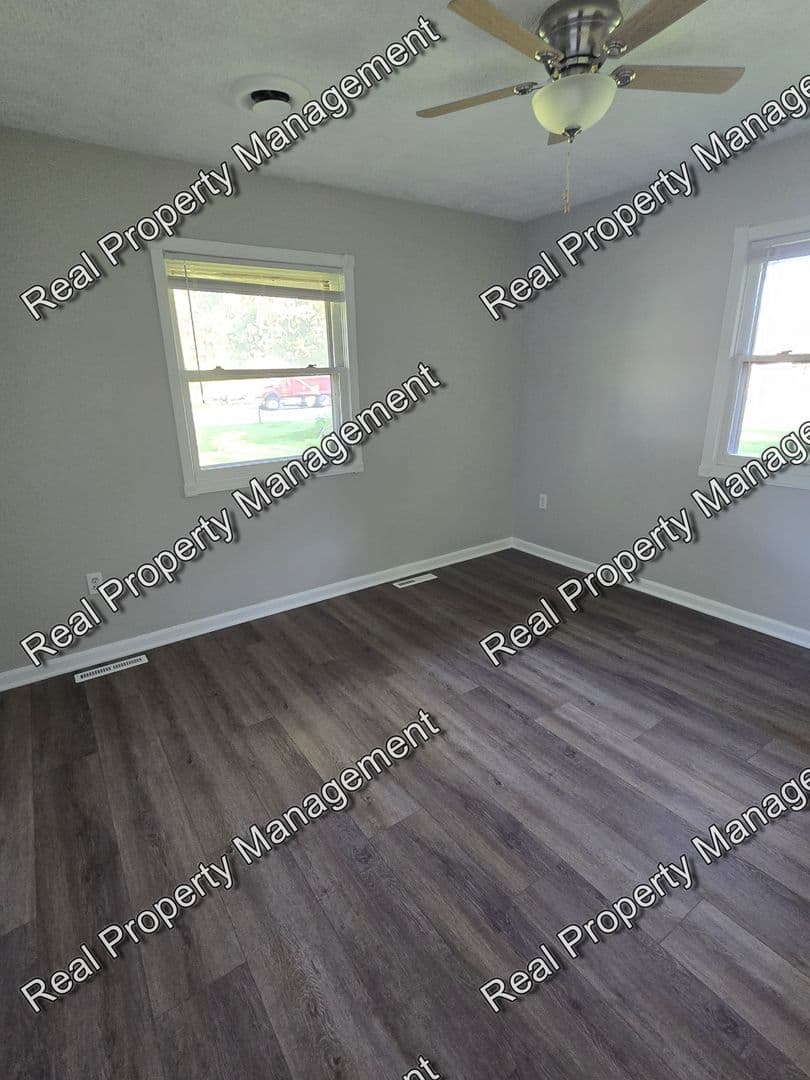 Merrillville House: 7707 Taft St.