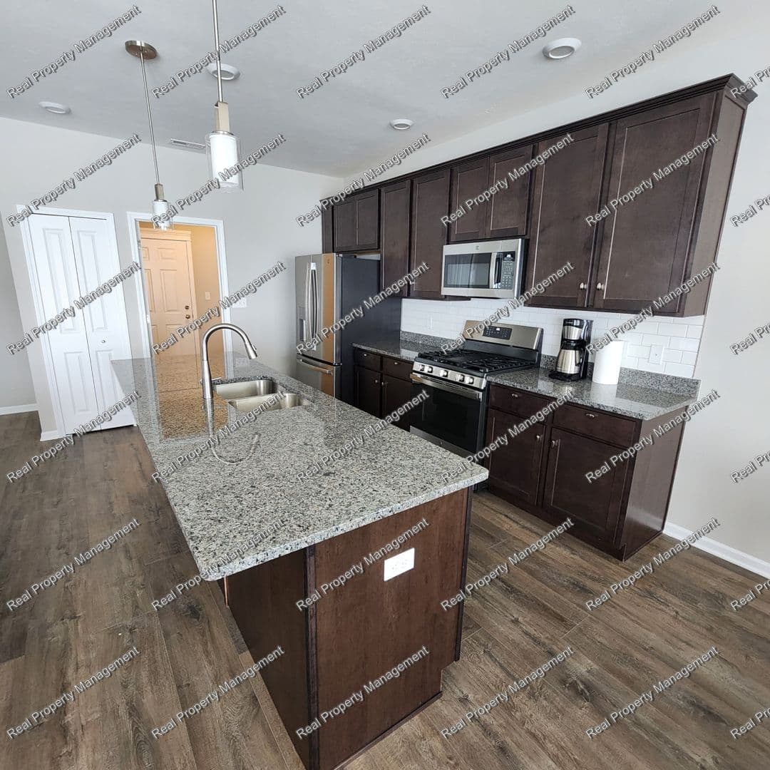 Cedar Lake House: 11393 W. 123rd Ave