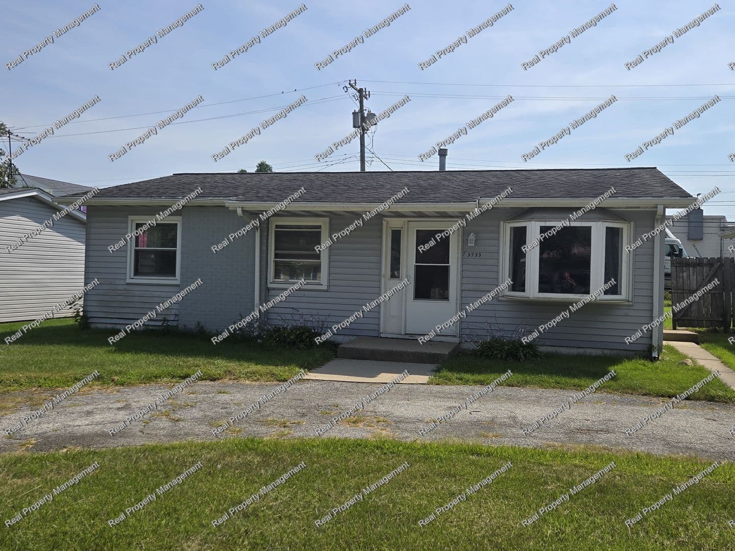 Merrillville House: 3733 W. 80th Ave