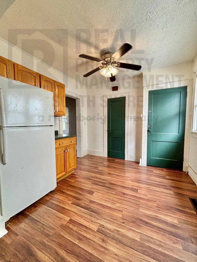 La Porte House: 1010 2nd Street