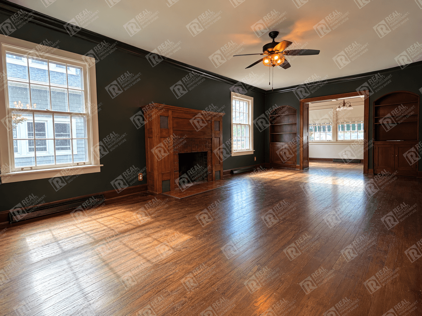 Valparaiso House: 303 Elmhurst Avenue