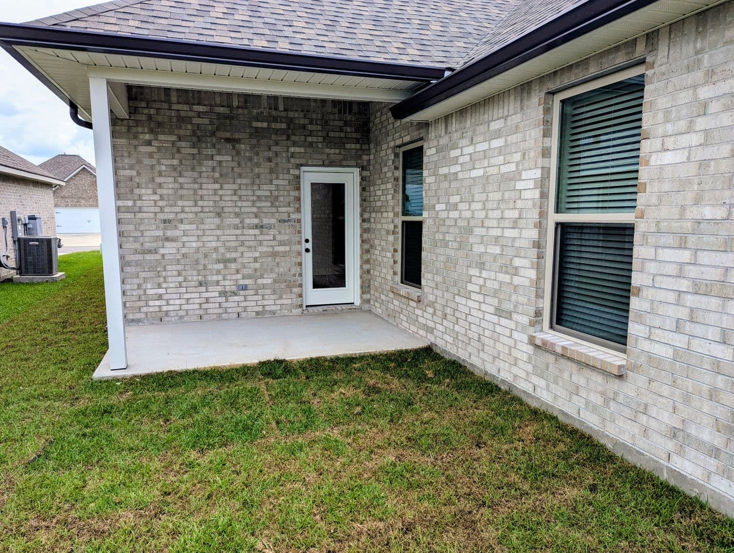 Youngsville House: 143 Ridley Ln.