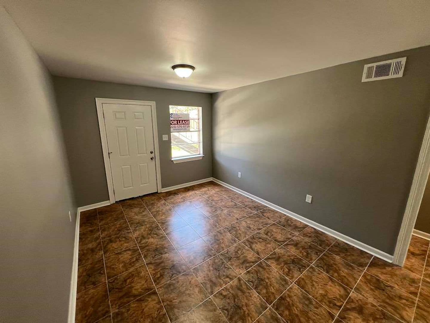 Baker Apartment: 5057 Baker Blvd