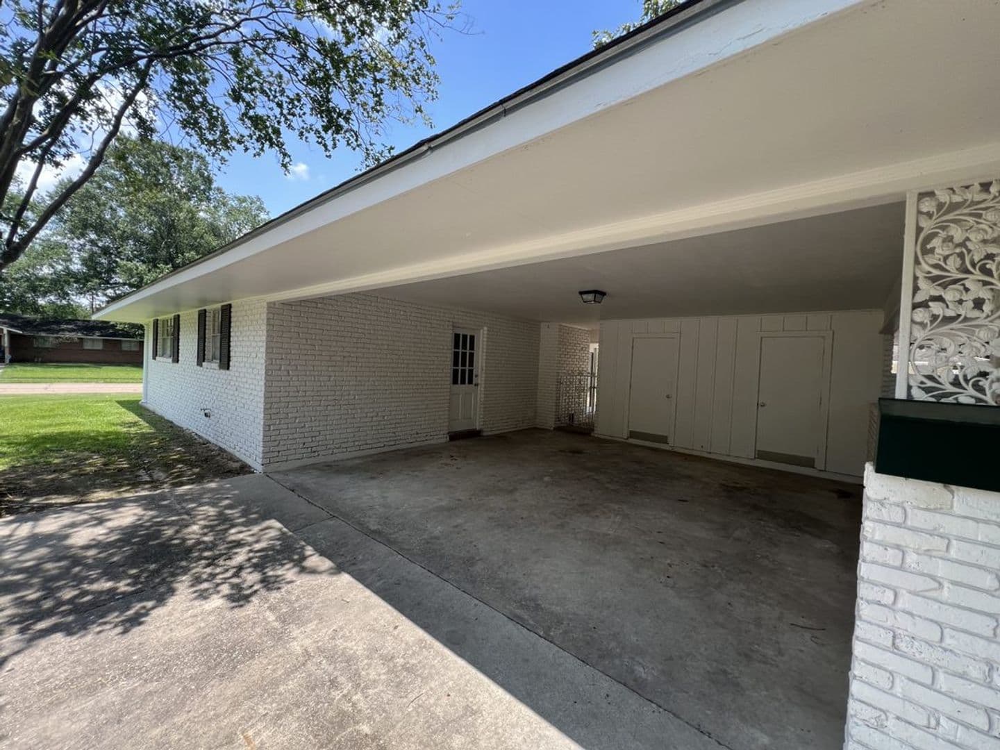 Baton Rouge House: 10444 Browning Dr.