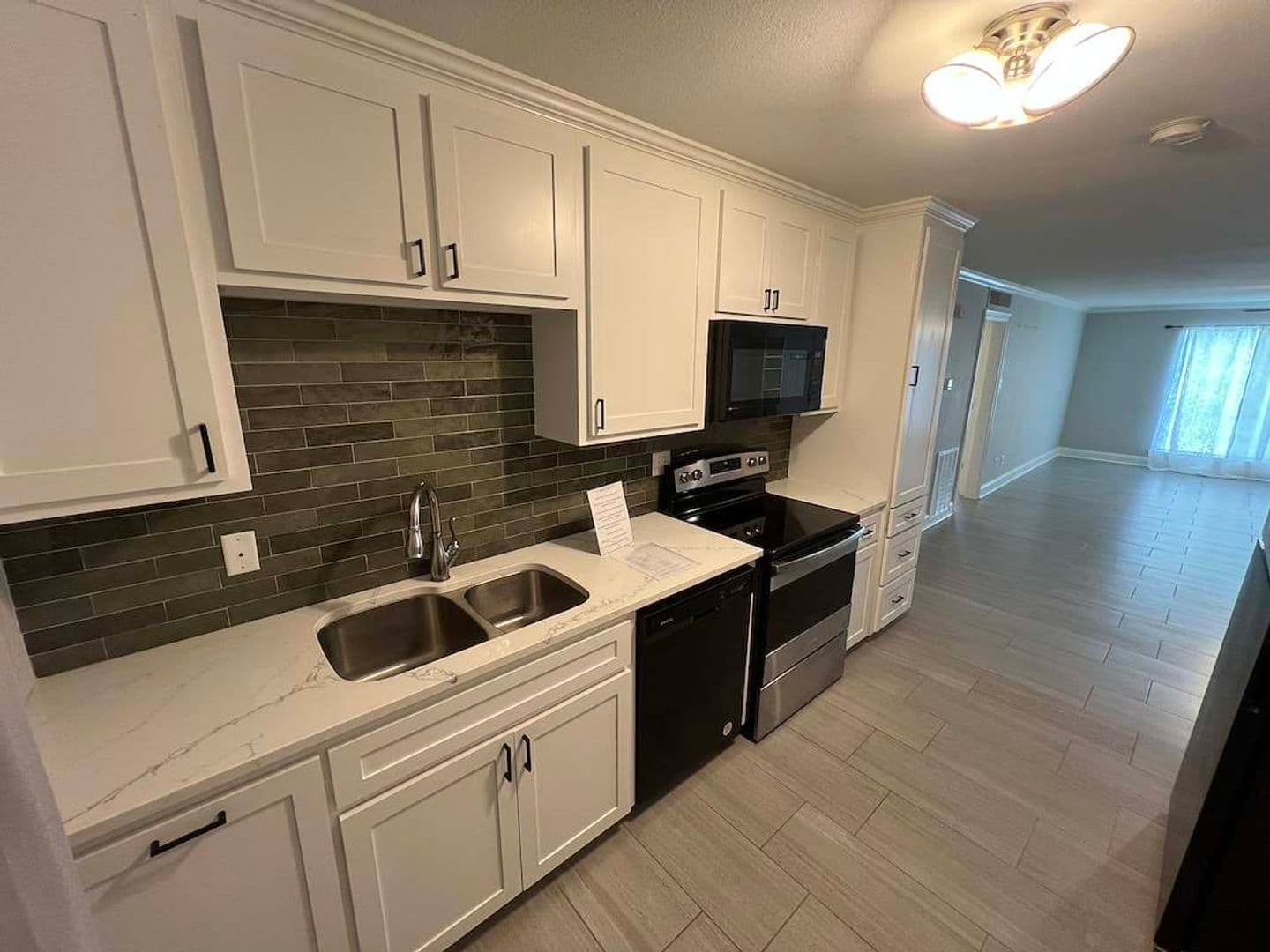 Baton Rouge House: 10438 Jefferson Hwy, Unit D
