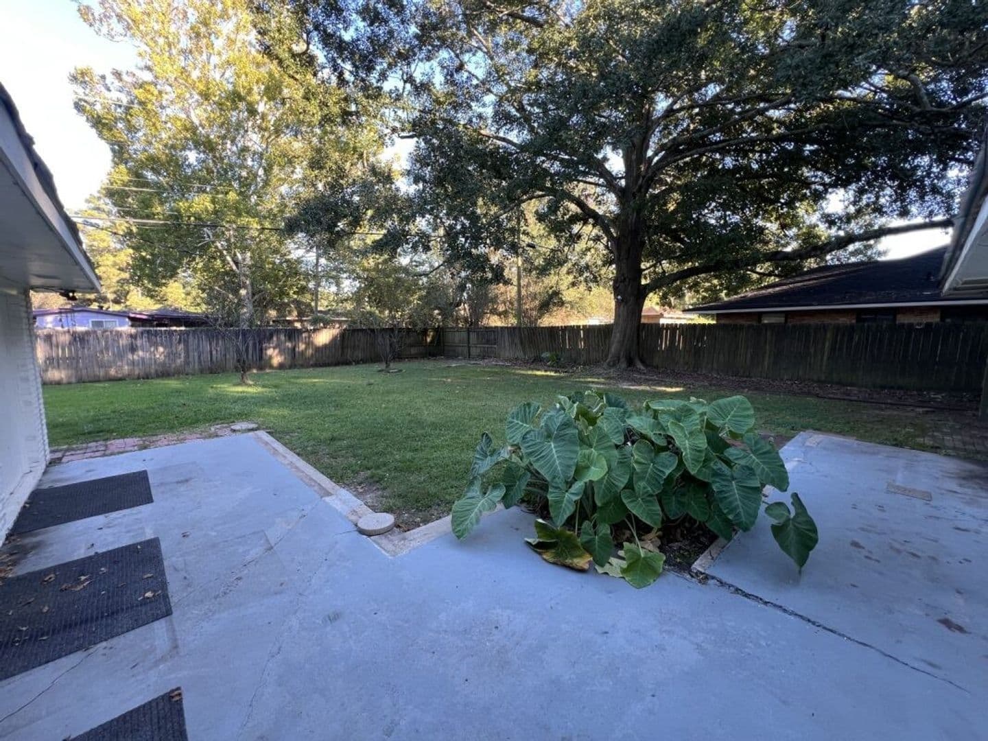 Baton Rouge House: 3280 Crestaire Dr