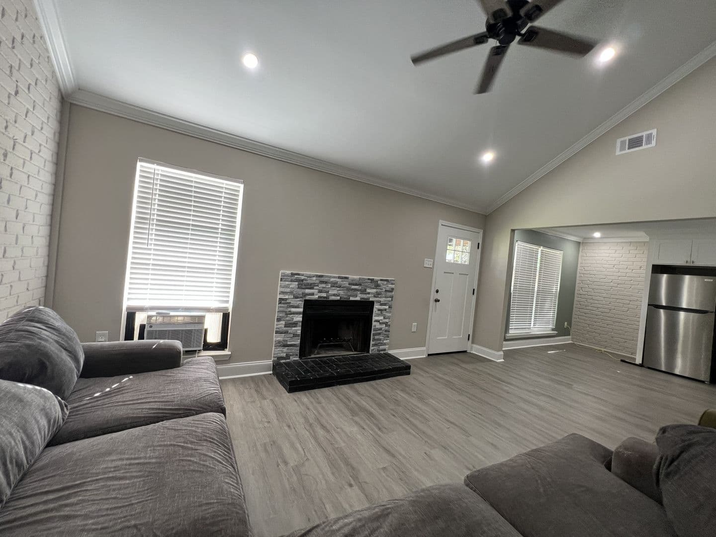 Baton Rouge House: 8724 Pecan Tree Dr.