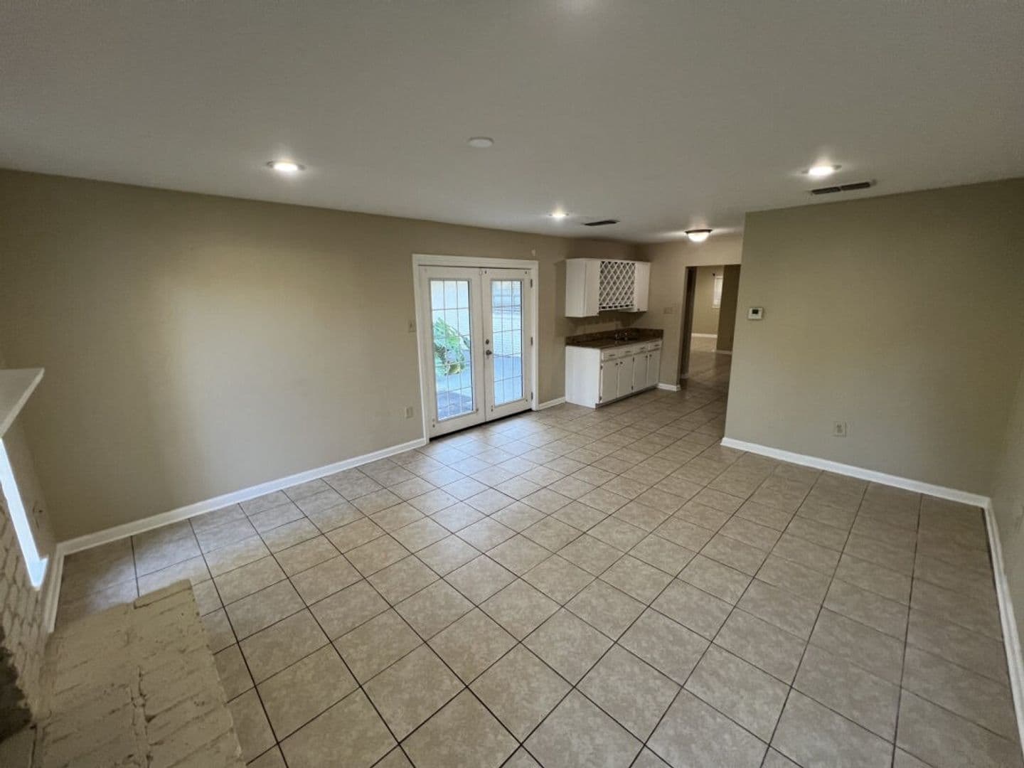 Baton Rouge House: 3280 Crestaire Dr