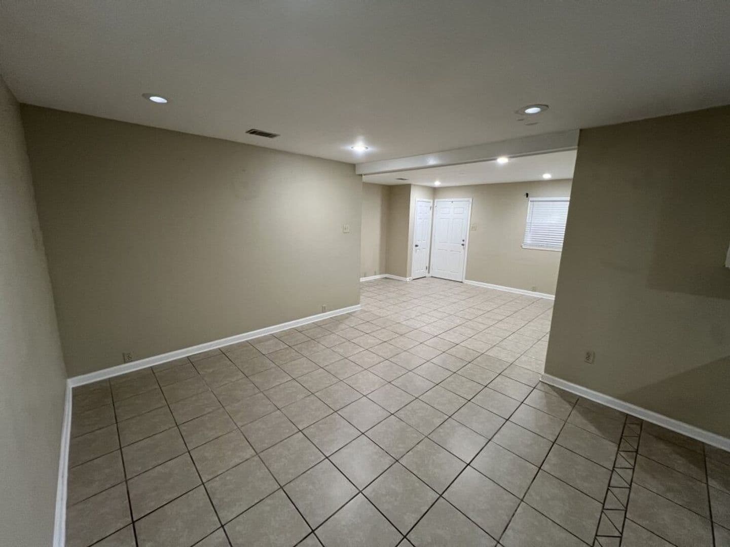 Baton Rouge House: 3280 Crestaire Dr