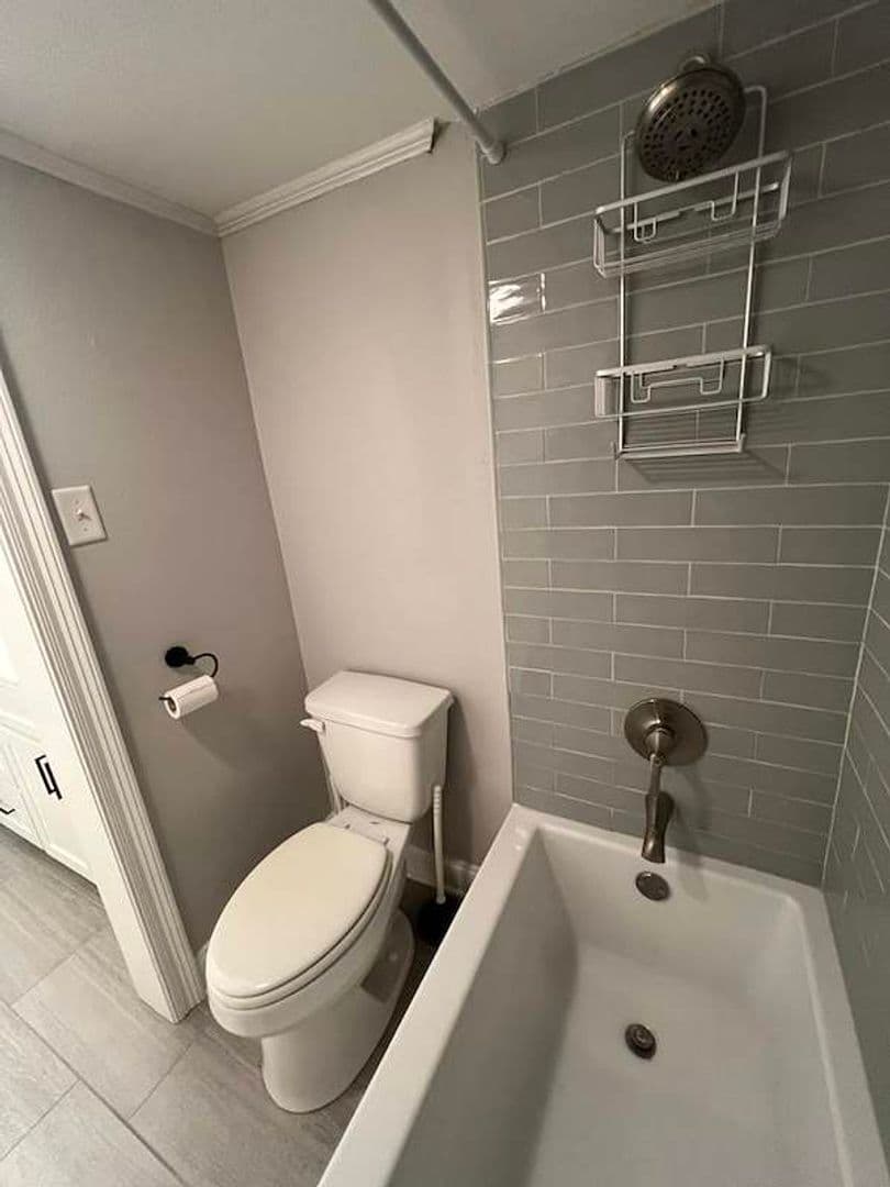 Baton Rouge House: 10438 Jefferson Hwy, Unit D