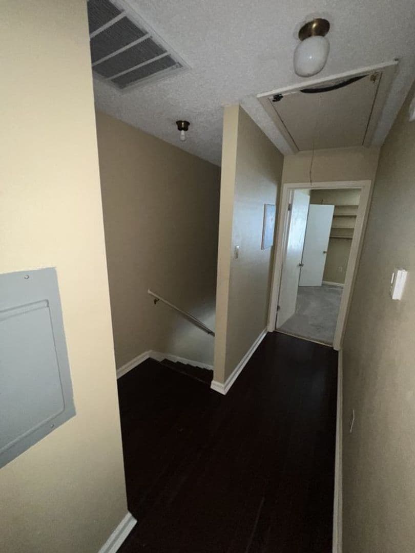 Baton Rouge Townhome: 10062 Jefferson Hwy