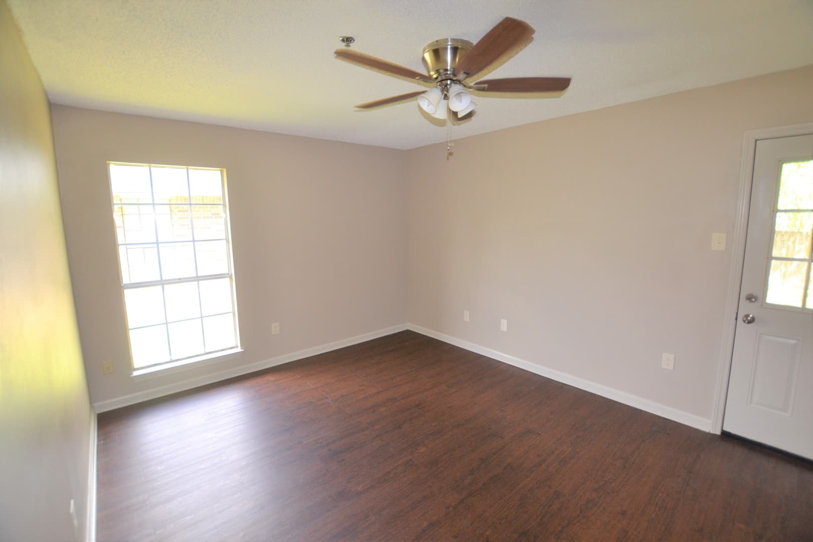 Baton Rouge House: 14835 Central Woods Ave.