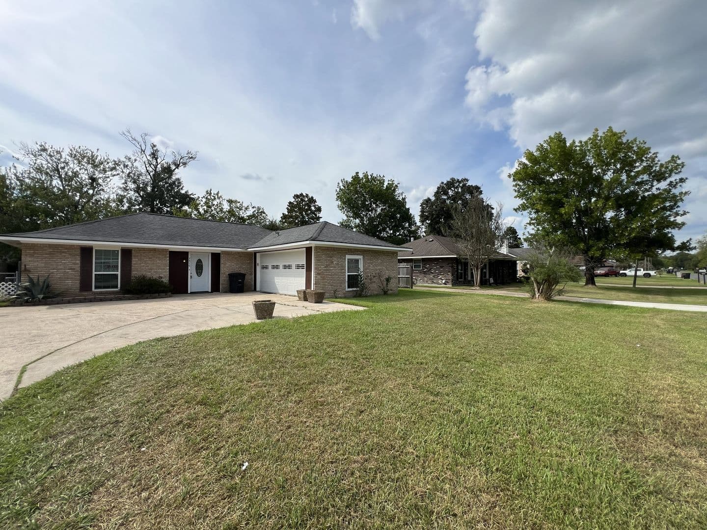 Baton Rouge House: 7516 Vice President Dr.