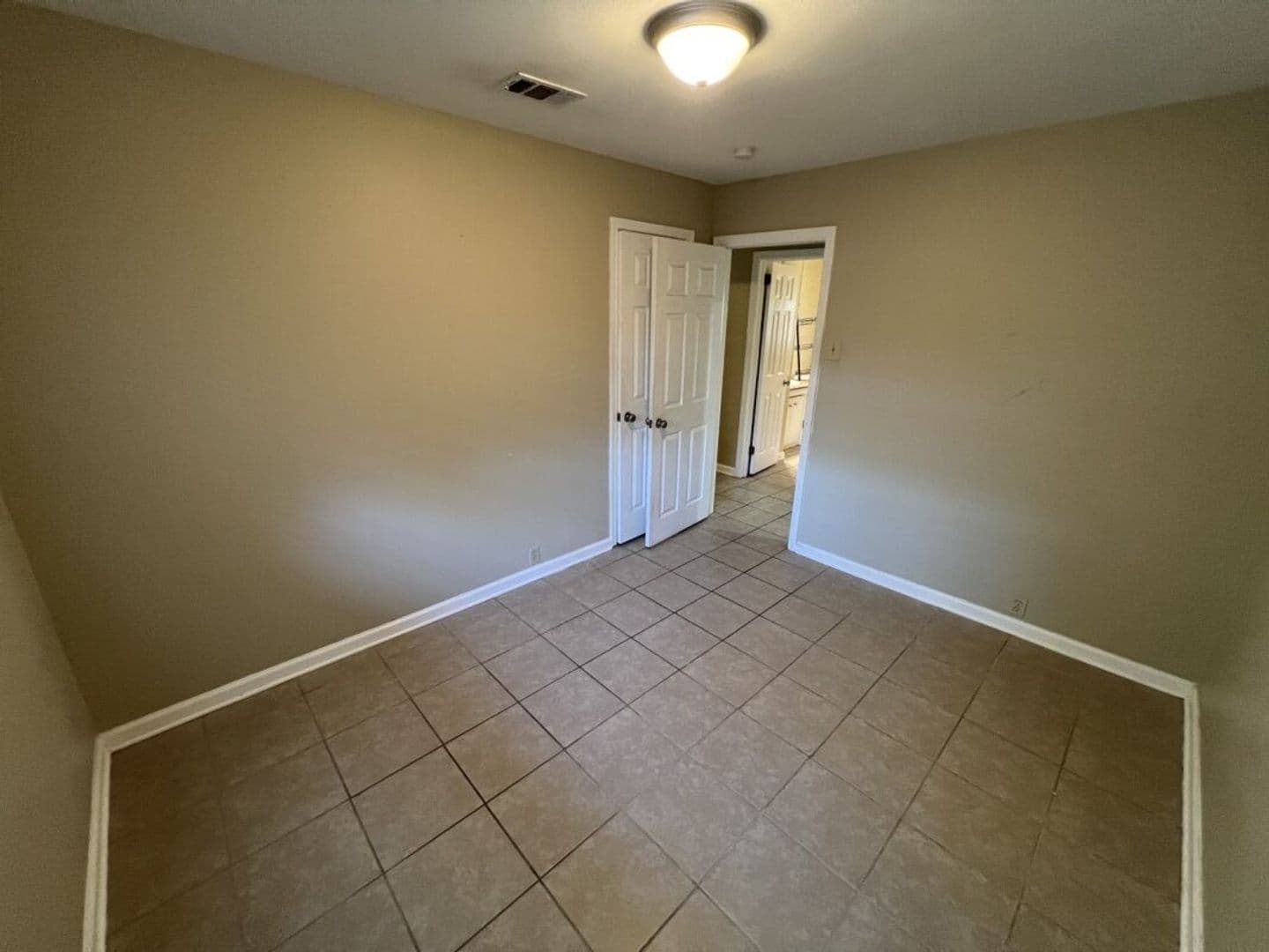 Baton Rouge House: 3280 Crestaire Dr