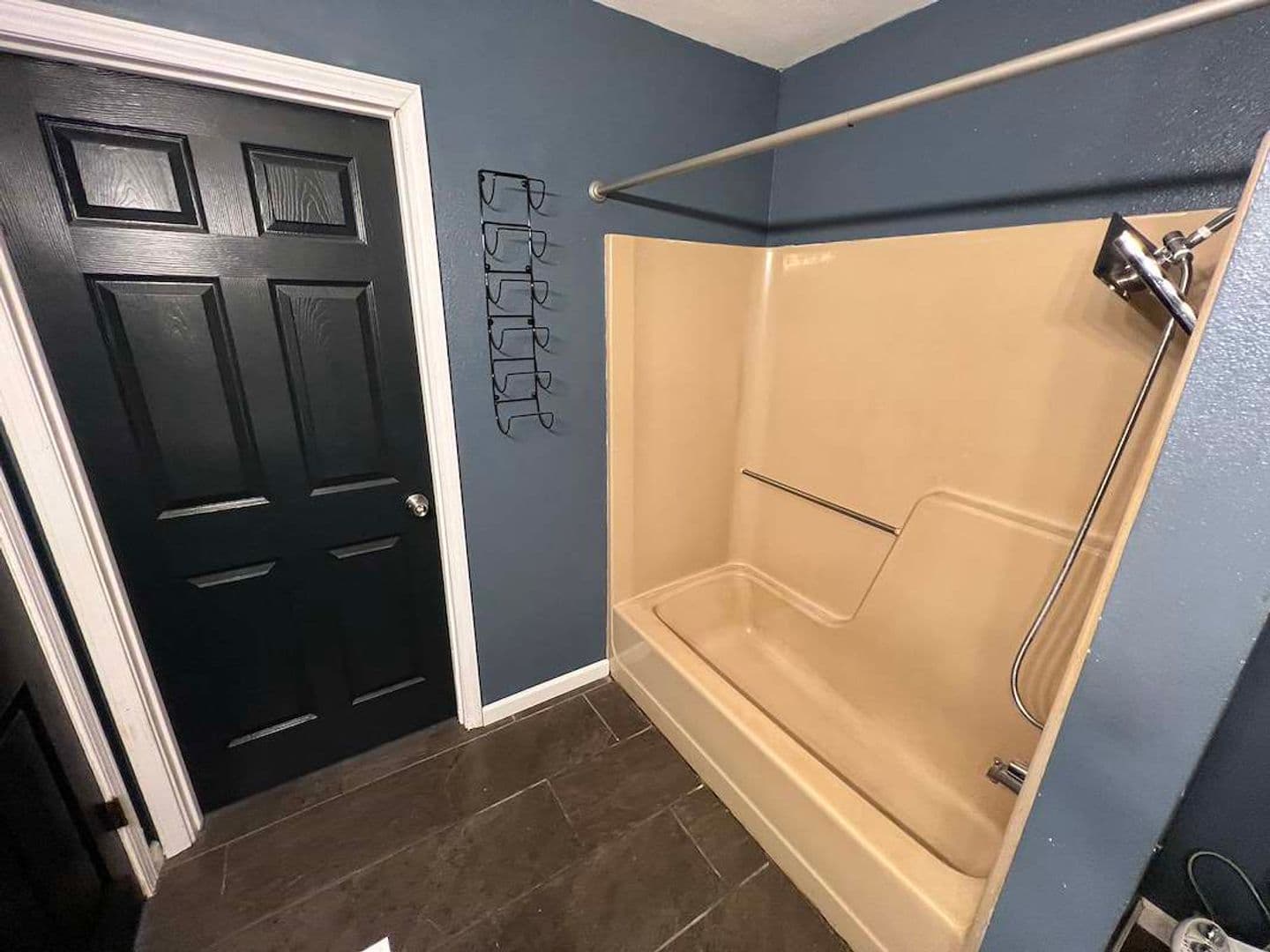 Denham Springs House: 8725 Fairoaks St