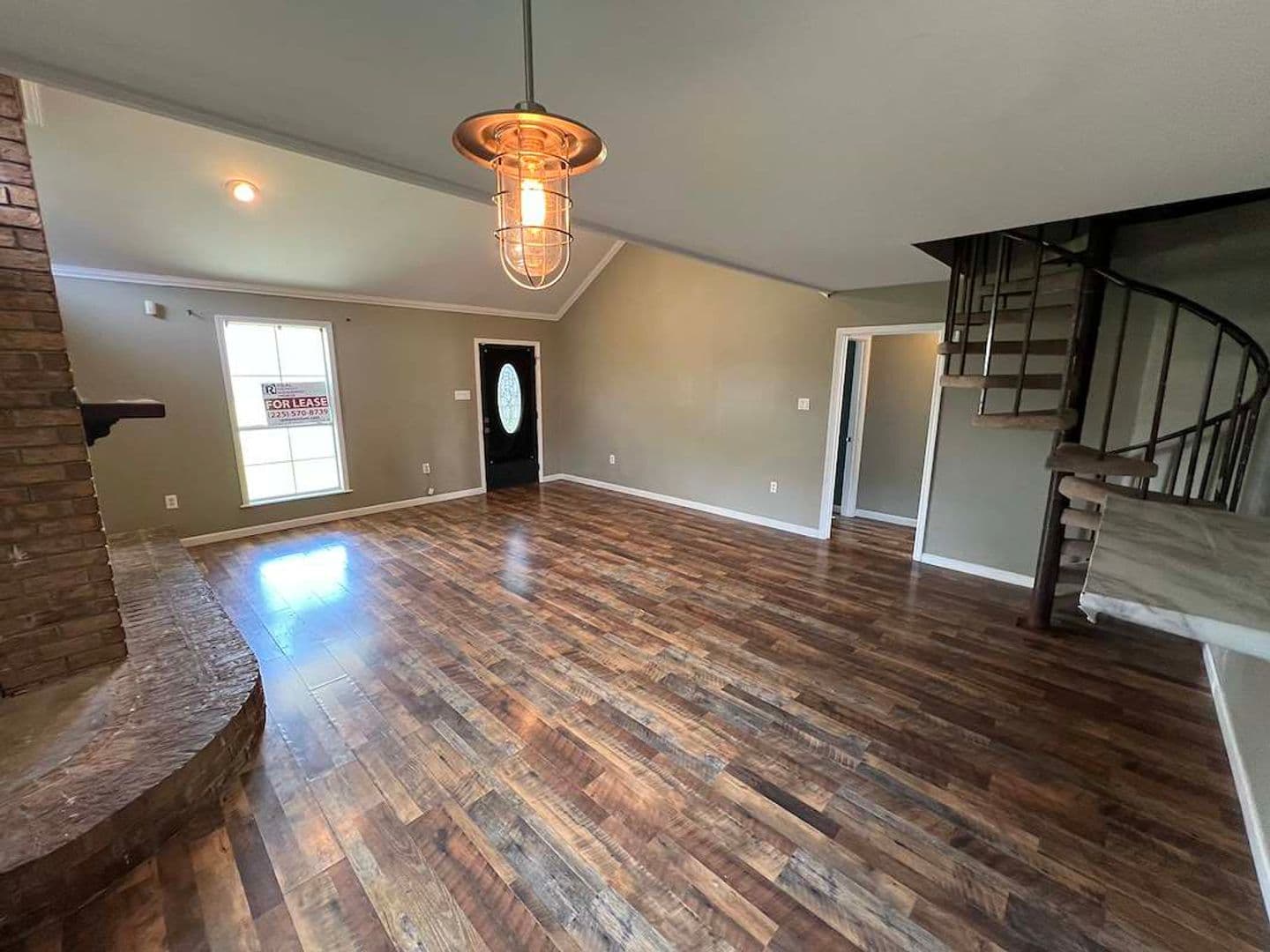 Denham Springs House: 8725 Fairoaks St