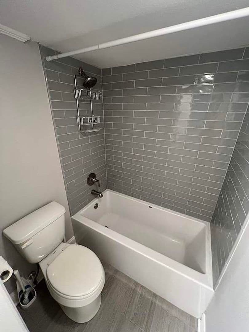Baton Rouge House: 10438 Jefferson Hwy, Unit D